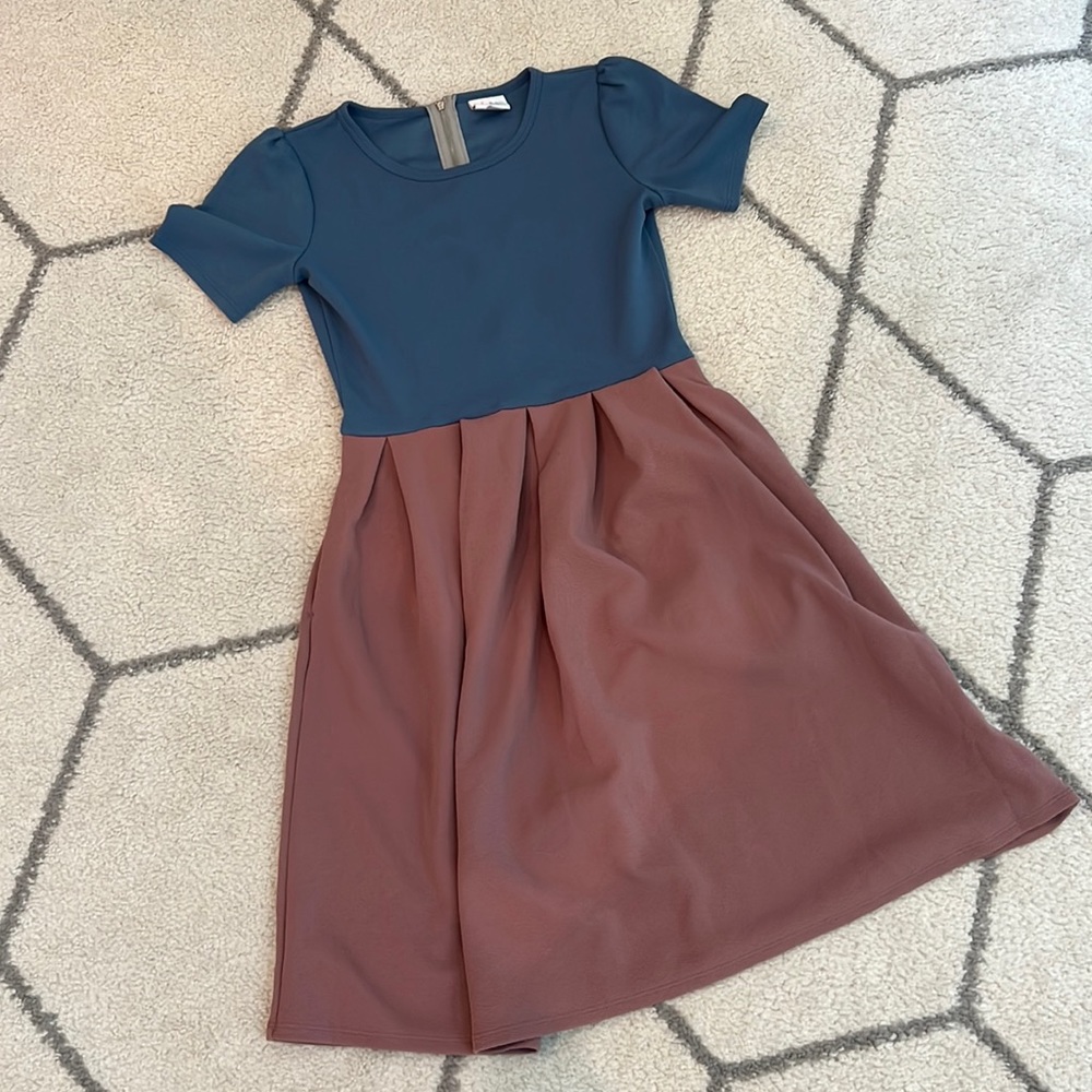 LuLaRoe Amelia A-line Dress w/ Pockets Solid Color Block Navy&Mauve - NWOT 🩷🩵